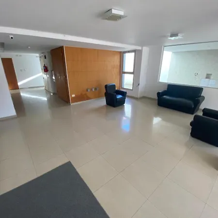 Depto Plaza Belgrano 14 Y 38 Apartment La Plata Exterior photo